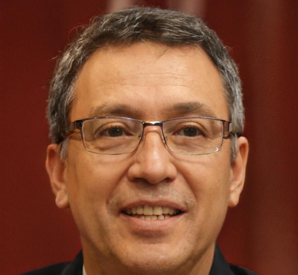 Portrait de Marc Dubois, consultant en management